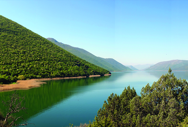 UC 3 Home Greek Prespa, near the Prespa Park, Greece